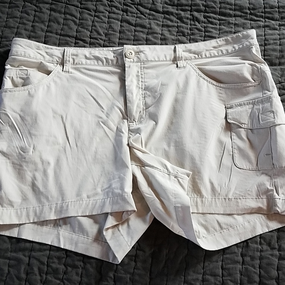 Eddie Bauer Shorts, size 14